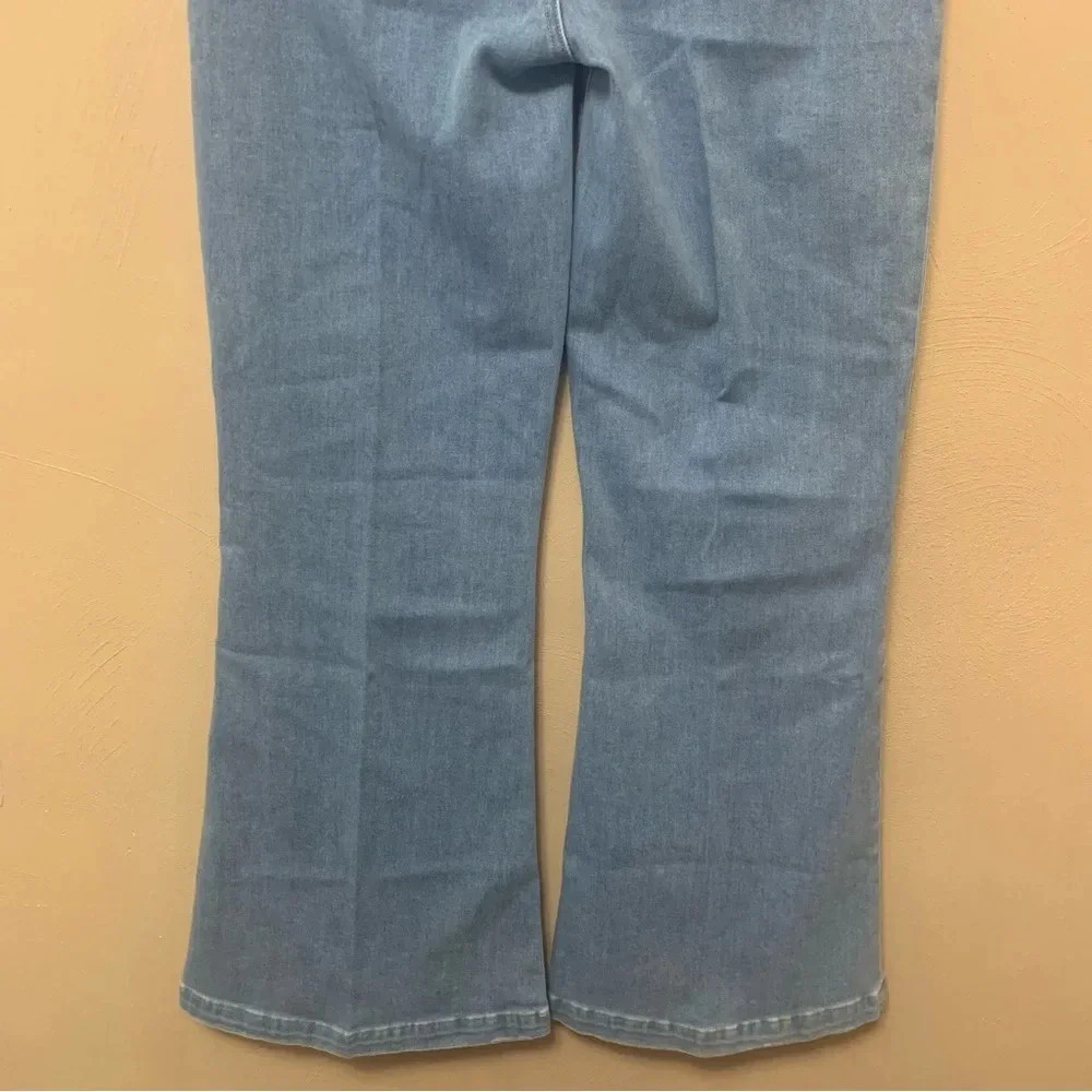 Paige Genevieve Jeans - Picture 8 of 16